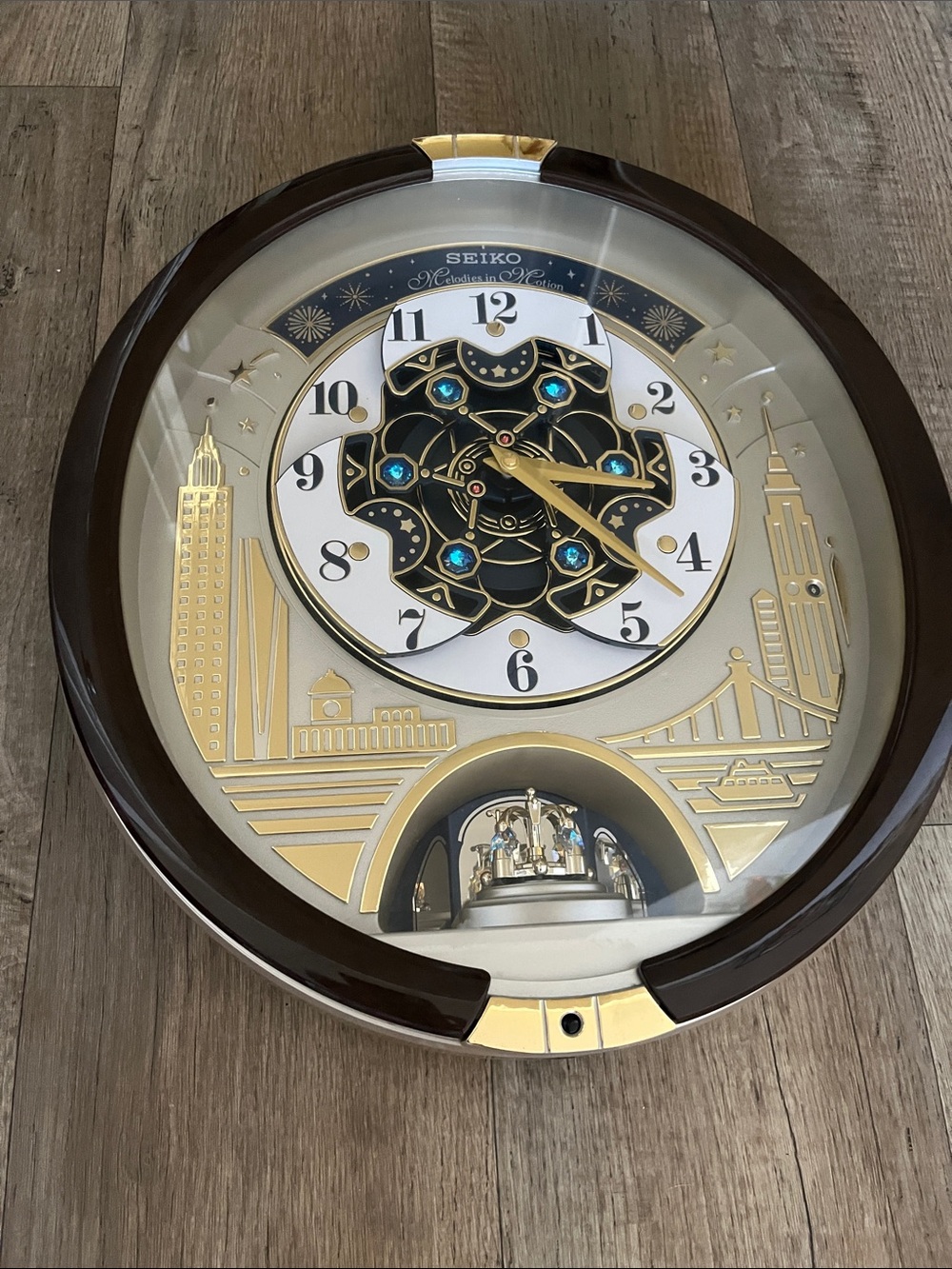 Seiko Melodies in Motion 2019 Collector's Clock "Starry Night Over City Scape"